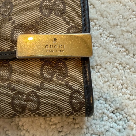 Gucci GG fabric and leather long snap closure wallet - Picture 2 of 15